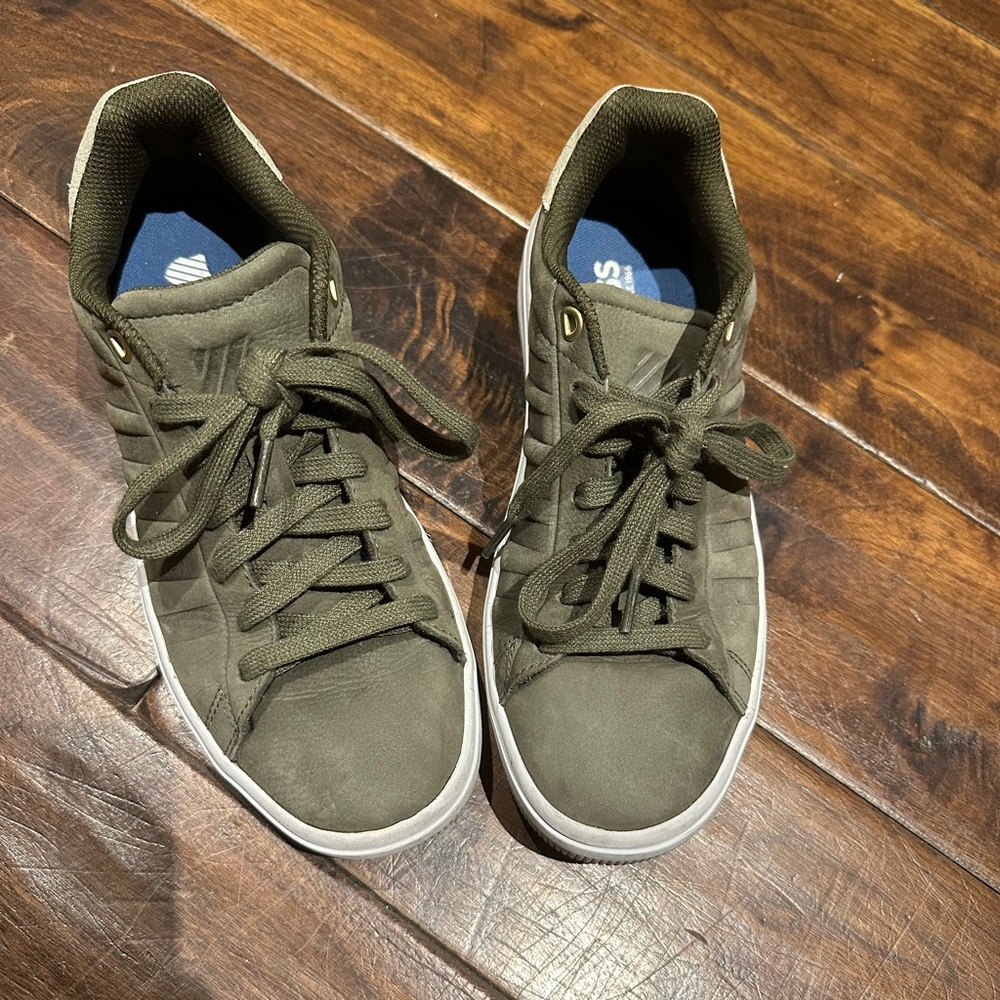 KSWISS Court Frasco sneakers size 8 US